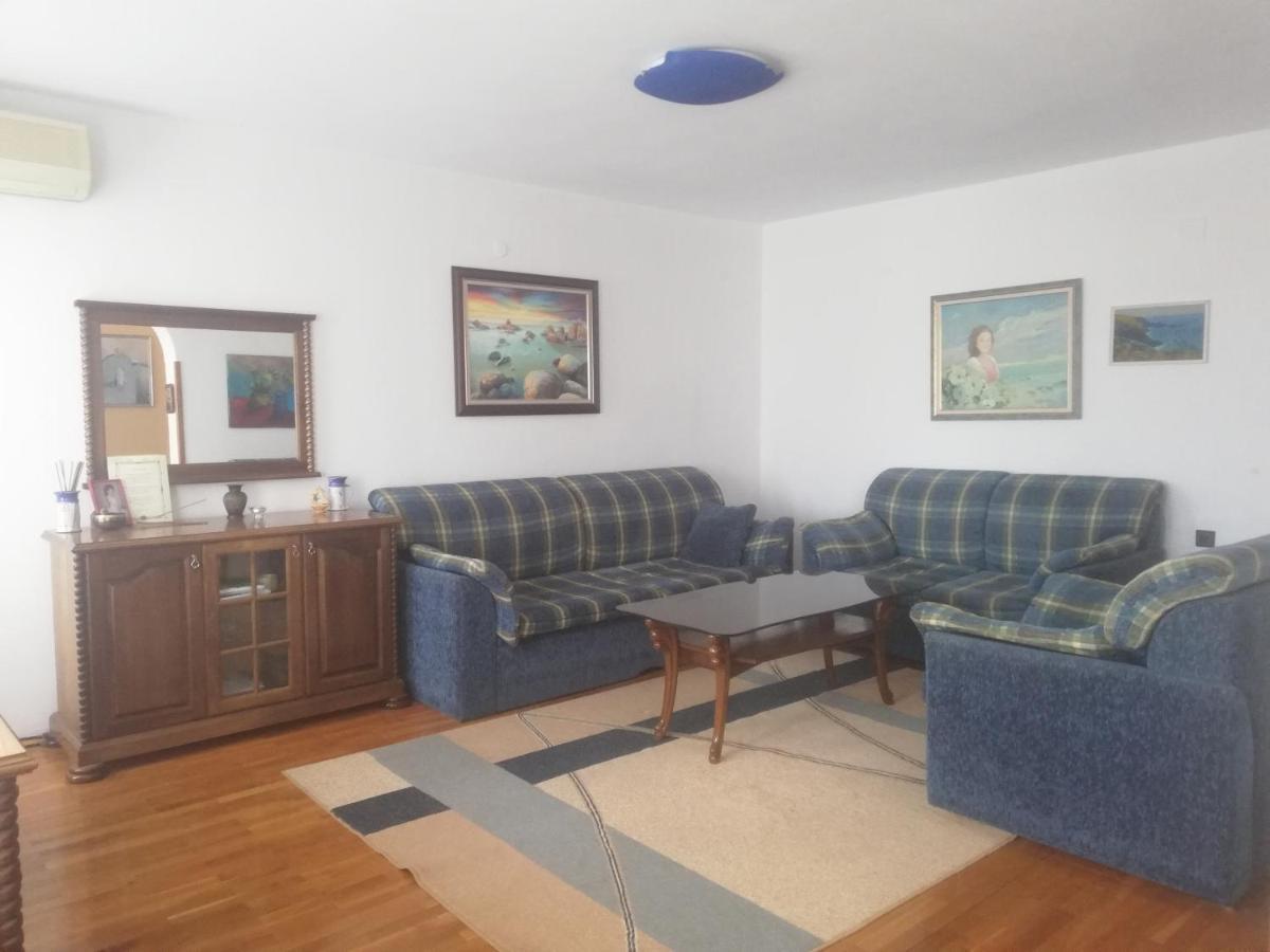 Apartments Anita Поморие Екстериор снимка