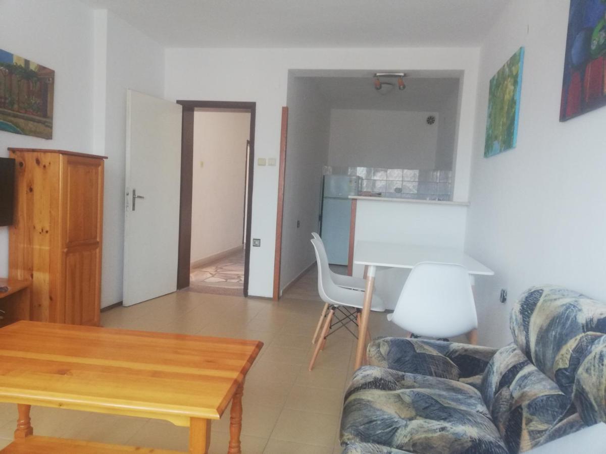 Apartments Anita Поморие Екстериор снимка